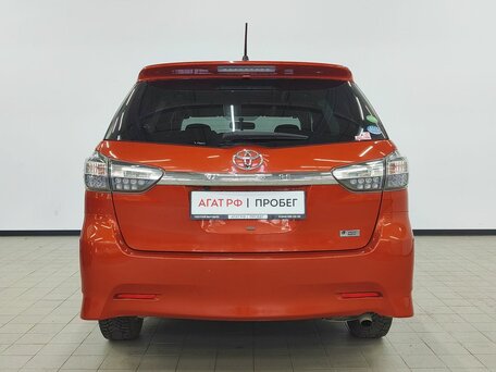 2012 Toyota Wish II, оранжевый, 1230000 рублей, вид 4