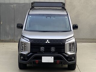 2023 Mitsubishi Delica D:5 I Рестайлинг, серебристый, 2224000 рублей, вид 4