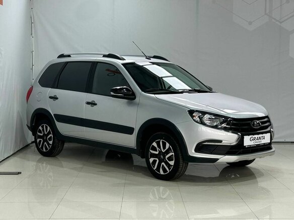 2026 Lada (ВАЗ) Granta Cross I Рестайлинг, серебристый - вид 2