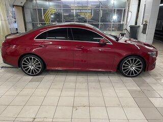 2021 Mercedes-Benz CLA 200 II (C118, X118), красный, 3100000 рублей, вид 3