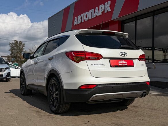 2013 Hyundai Santa Fe III, белый, 1699000 рублей - вид 5
