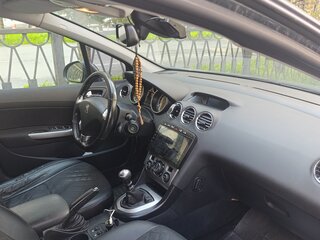 2017 Peugeot 408 I Рестайлинг, серый, 900000 рублей, вид 4