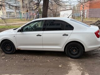 2014 Skoda Rapid I, белый, 490000 рублей, вид 4