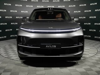 2025 Li Auto (Lixiang) L9 52.3 kWh I Рестайлинг, серый, 12152690 рублей, вид 4