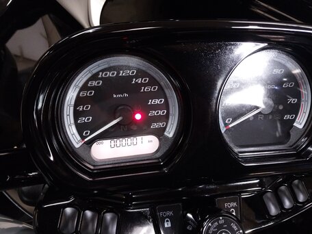 2024 Harley-Davidson Road Glide, серый, 2990000 рублей, вид 5