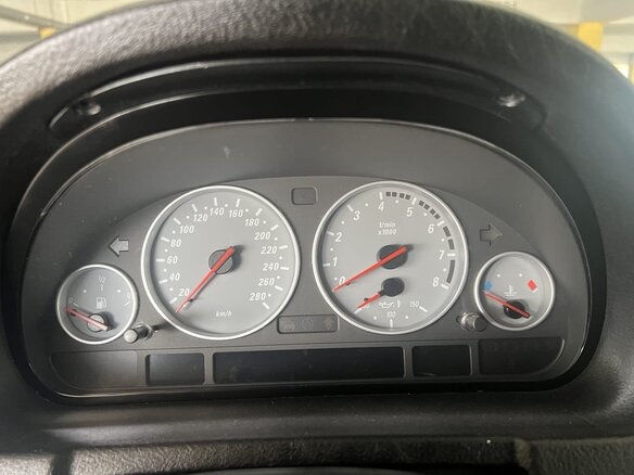 2002 BMW X5 4.6is I (E53), чёрный, 999000 рублей - вид 5