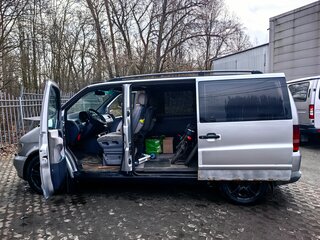 1997 Mercedes-Benz V-Класс 230 I (W638), серебристый, 800000 рублей, вид 4