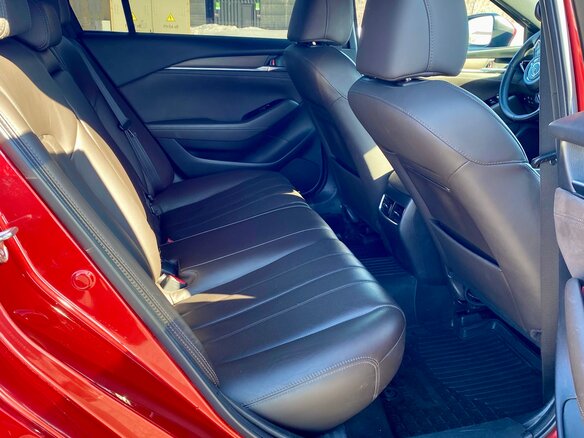 2019 Mazda 6 III (GJ) Рестайлинг 2, красный, 3150000 рублей - вид 35