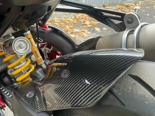 2010 Ducati Streetfighter, красный, 900000 рублей, вид 4