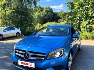 2013 Mercedes-Benz A-Класс 180 III (W176), голубой, 1270000 рублей, вид 2