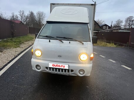 2006 Hyundai Porter, белый, 450000 рублей, вид 2