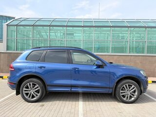 2018 Volkswagen Touareg II Рестайлинг, голубой, 2890000 рублей, вид 5