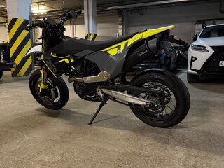 2023 Husqvarna 701 Supermoto, чёрный, 1150000 рублей, вид 5