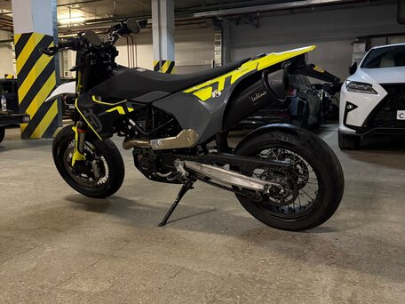 2023 Husqvarna 701 Supermoto, чёрный, 1150000 рублей, вид 5