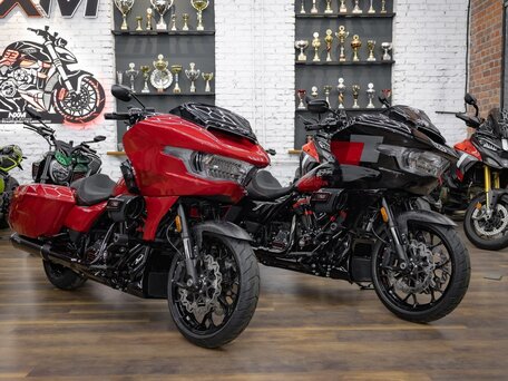 2025 Harley-Davidson CVO Road Glide ST, чёрный, 5990000 рублей, вид 2