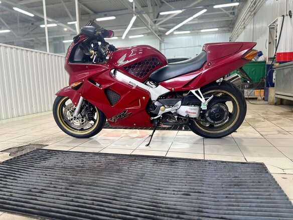1999 Honda VFR 800, красный, 410000 рублей - вид 5
