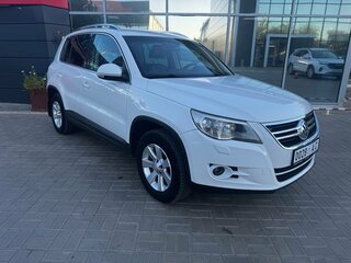 2009 Volkswagen Tiguan I, белый, 949900 рублей, вид 2