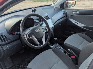 2011 Hyundai Solaris I, красный, 800000 рублей, вид 5