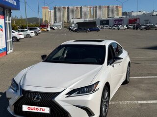 2019 Lexus ES 250 VII, белый, 5100000 рублей, вид 1