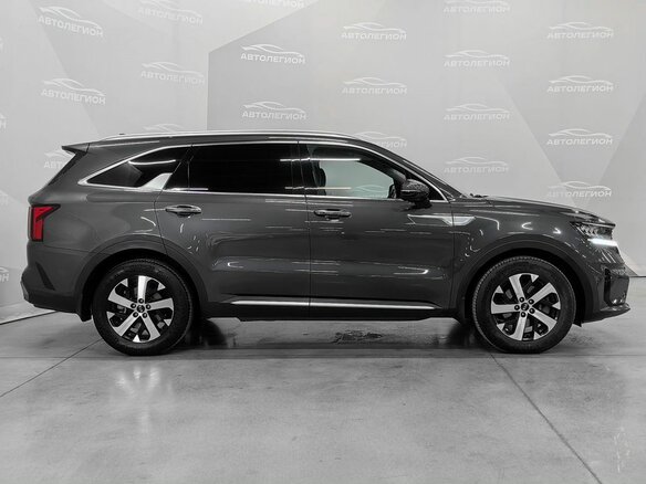 2020 Kia Sorento IV, серый, 3000000 рублей - вид 6