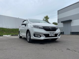 2018 Honda Fit III Рестайлинг, белый, 1400000 рублей, вид 2