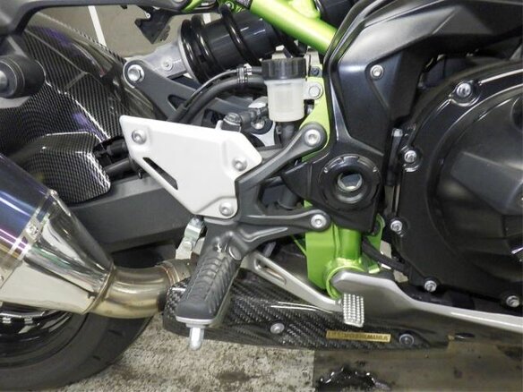 2020 Kawasaki Z 900, чёрный, 860000 рублей - вид 16