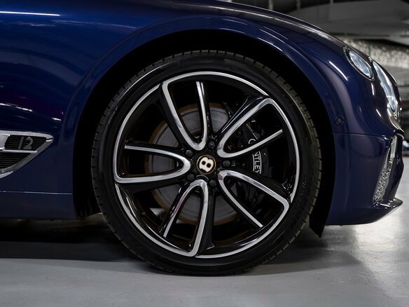2019 Bentley Continental GT III, фиолетовый, 14500000 рублей - вид 6