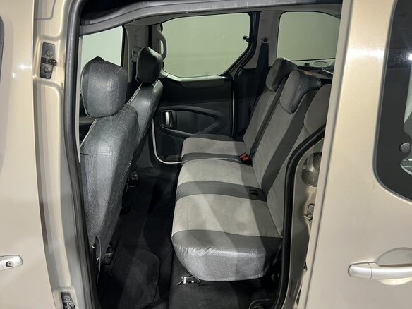 2012 Peugeot Partner II, бежевый - вид 17