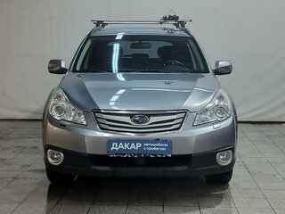 2010 Subaru Outback IV, серебристый, 920000 рублей, вид 2