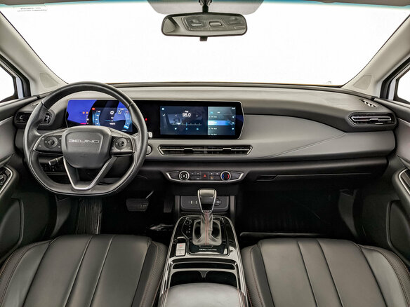 2024 BAIC U5 Plus, жёлтый, 820000 рублей - вид 13
