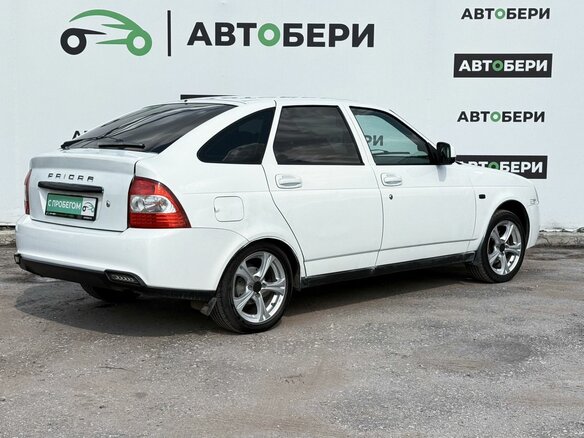 2011 Lada (ВАЗ) Priora I, белый - вид 4