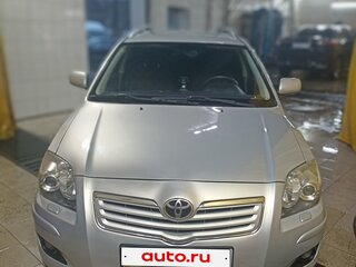 2007 Toyota Avensis II Рестайлинг, серебристый, 900000 рублей, вид 1