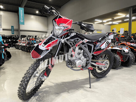 2026 BSE Z5, красный, 179990 рублей, вид 1
