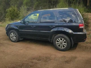 2008 Ford Escape I Рестайлинг 2, чёрный, 440000 рублей, вид 4