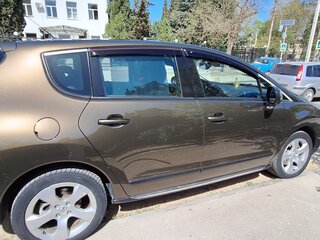2011 Peugeot 3008 I, коричневый, 850000 рублей, вид 3