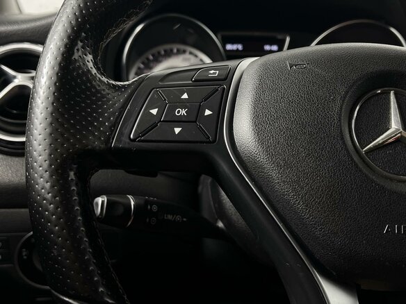 2014 Mercedes-Benz GLA 200 I (X156), белый, 1539900 рублей - вид 12