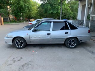 2009 Daewoo Nexia I Рестайлинг, серебристый, 115000 рублей, вид 3