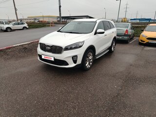 2019 Kia Sorento III Prime Рестайлинг, белый, 3180000 рублей, вид 2