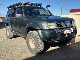 1999 Nissan Patrol V (Y61), серый, 1850000 рублей, вид 2