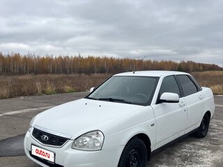2016 Lada (ВАЗ) Priora I Рестайлинг, белый, 660000 рублей, вид 1