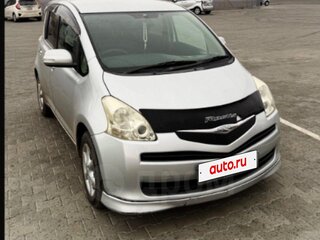 2010 Toyota Ractis I, серебристый, 440000 рублей, вид 2
