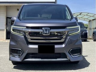 2021 Honda Stepwgn Spada V Рестайлинг, серебристый, 1960000 рублей, вид 3
