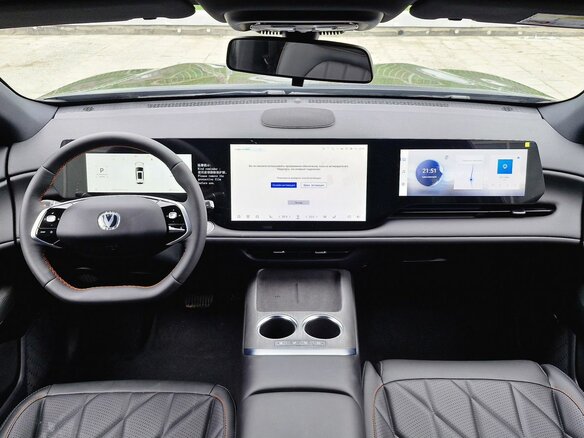 2025 Changan CS75 Plus IV, чёрный - вид 9
