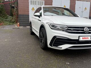 2021 Volkswagen Tiguan II Рестайлинг, белый, 3490000 рублей, вид 4