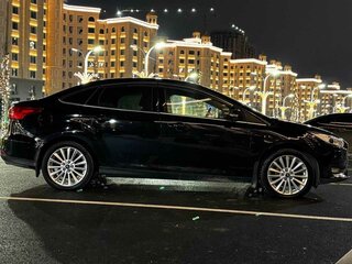 2017 Ford Focus III Рестайлинг, чёрный, 1300000 рублей, вид 5