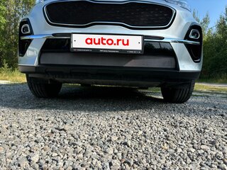 2020 Kia Sportage IV Рестайлинг, серебристый, 2850000 рублей, вид 4