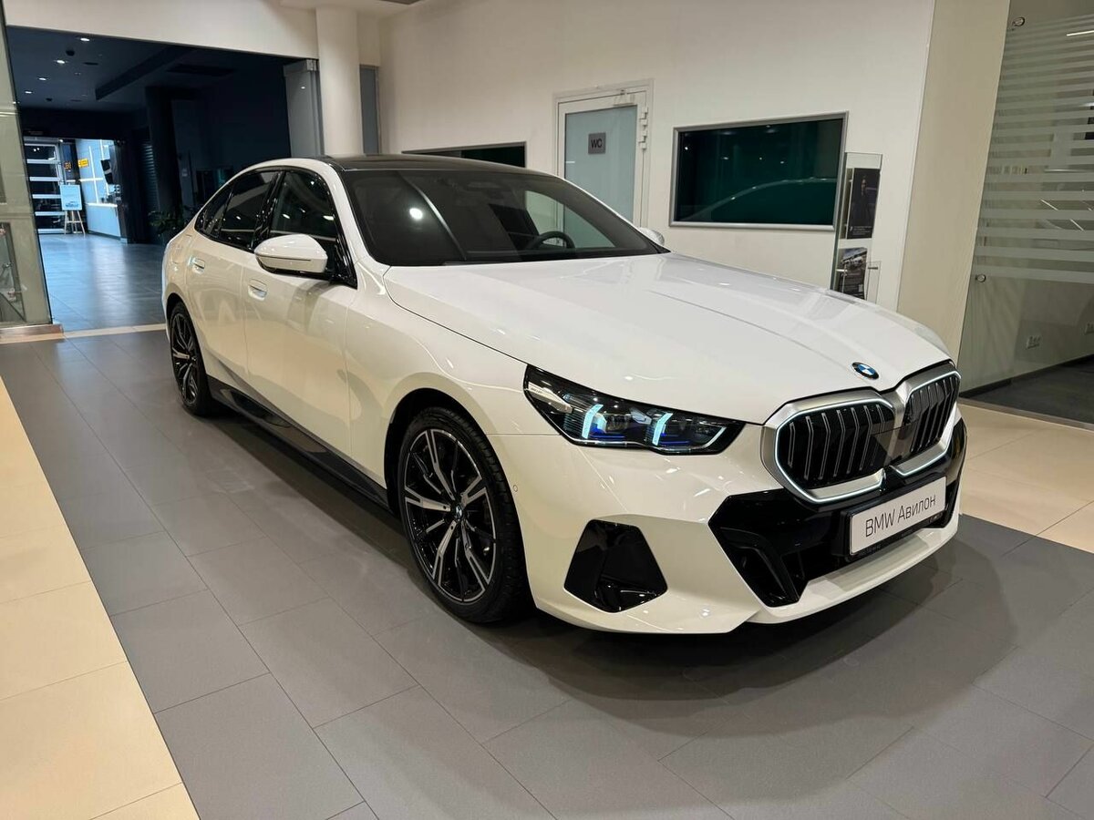 Открыть фотографии: BMW 5 серии VIII (G60/G61/G68)