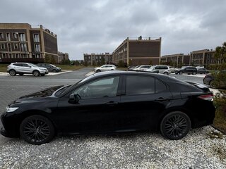 2018 Toyota Camry VIII (XV70), чёрный, 2500000 рублей, вид 4