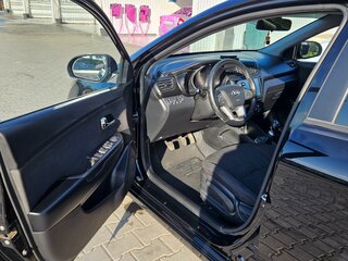 2012 Kia Rio 5-speed III, чёрный, 800000 рублей, вид 5