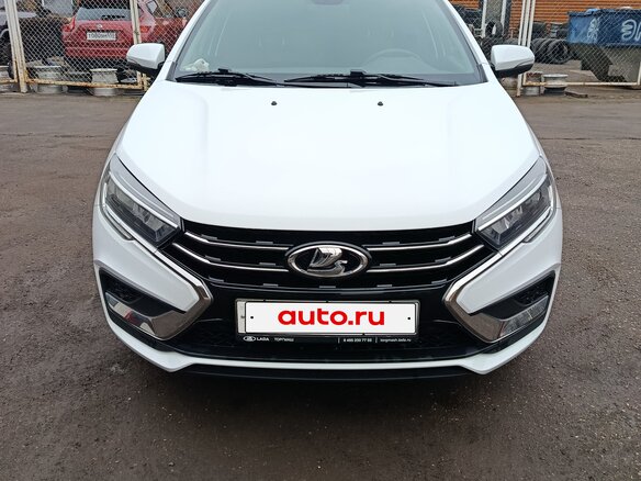 2024 Lada (ВАЗ) Vesta I Рестайлинг (NG), белый, 1600000 рублей - вид 1